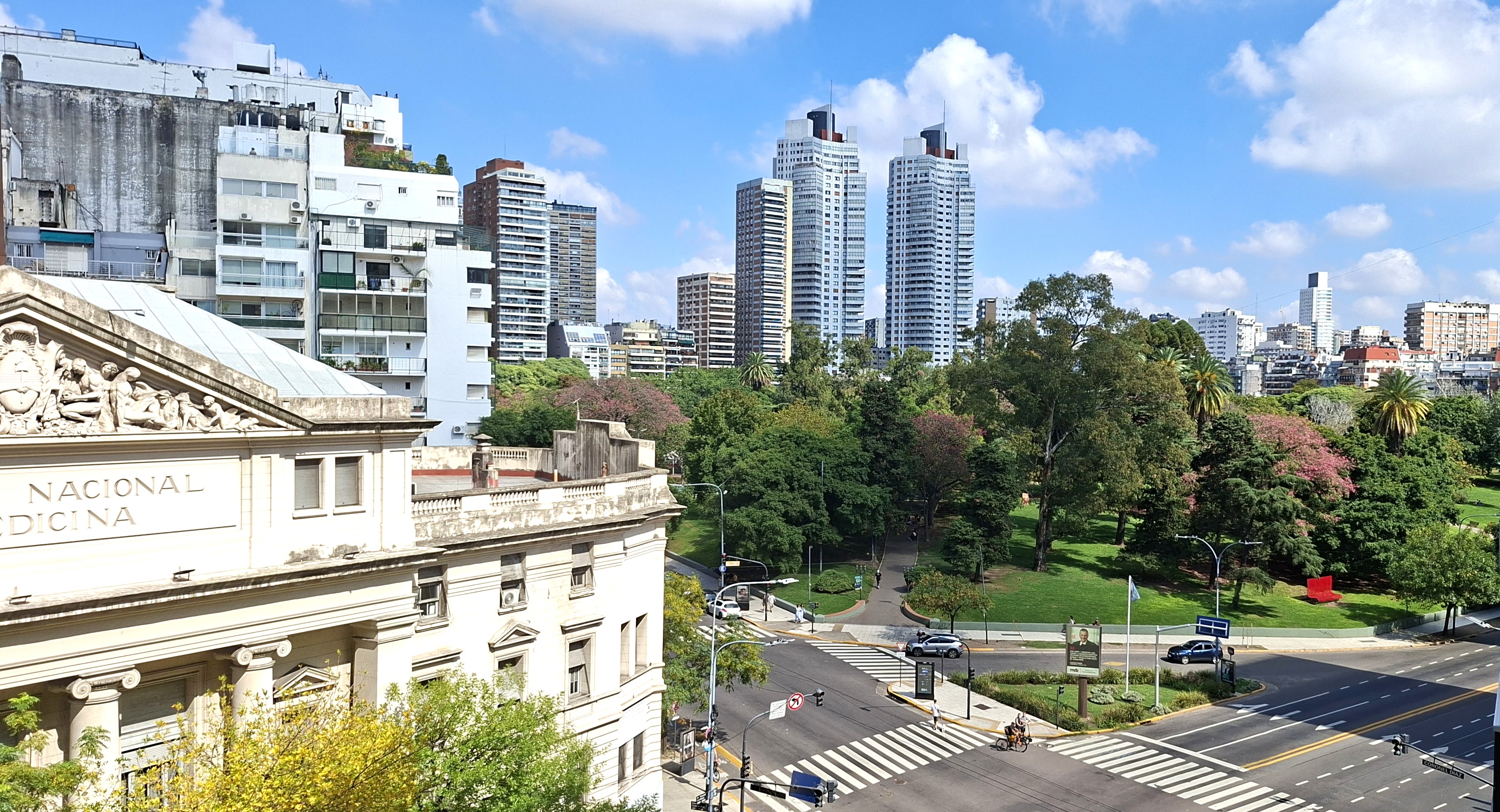 En alquiler 3 ambientes en Av. Las Heras y Cnel. Díaz 82 m2 balcón corrido